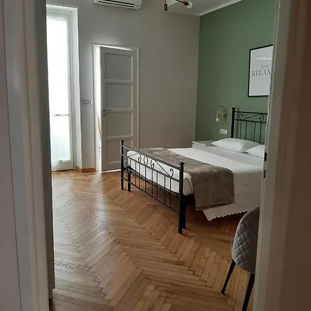 Casa Beatrice: Casa Vacanze A Apartment Turin